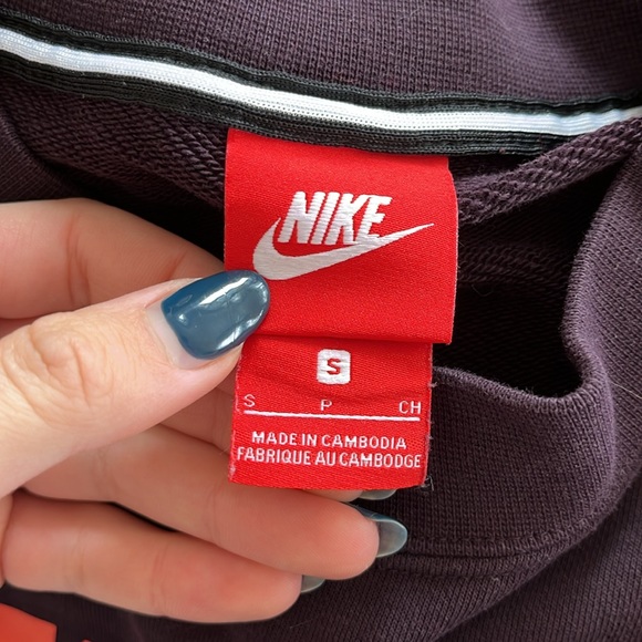 Nike Air Pullover Sweater - Picture 6 of 6